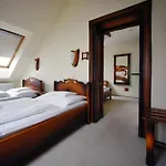Camelot Club Hotel Vác