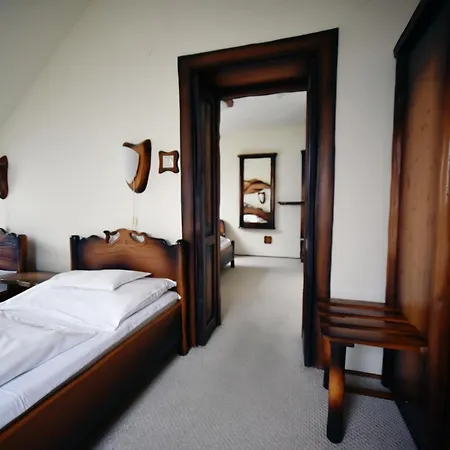 Camelot Club 3*