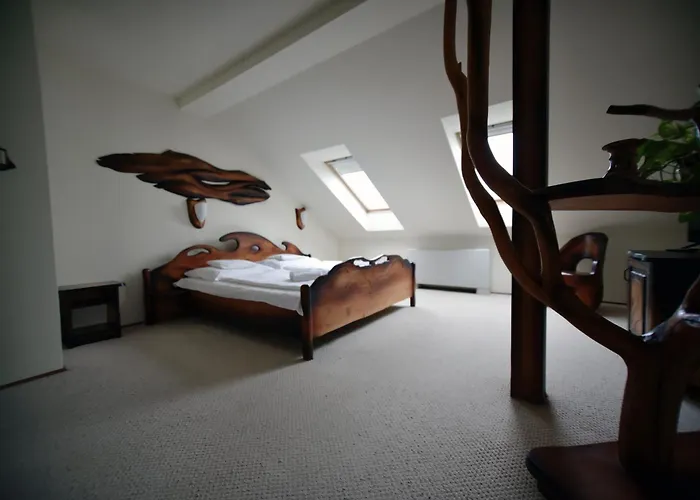 Camelot Club Hotel