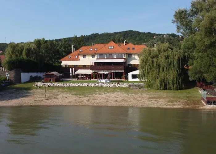 Camelot Club