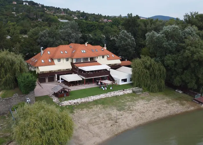 Szálloda Camelot Club 3*